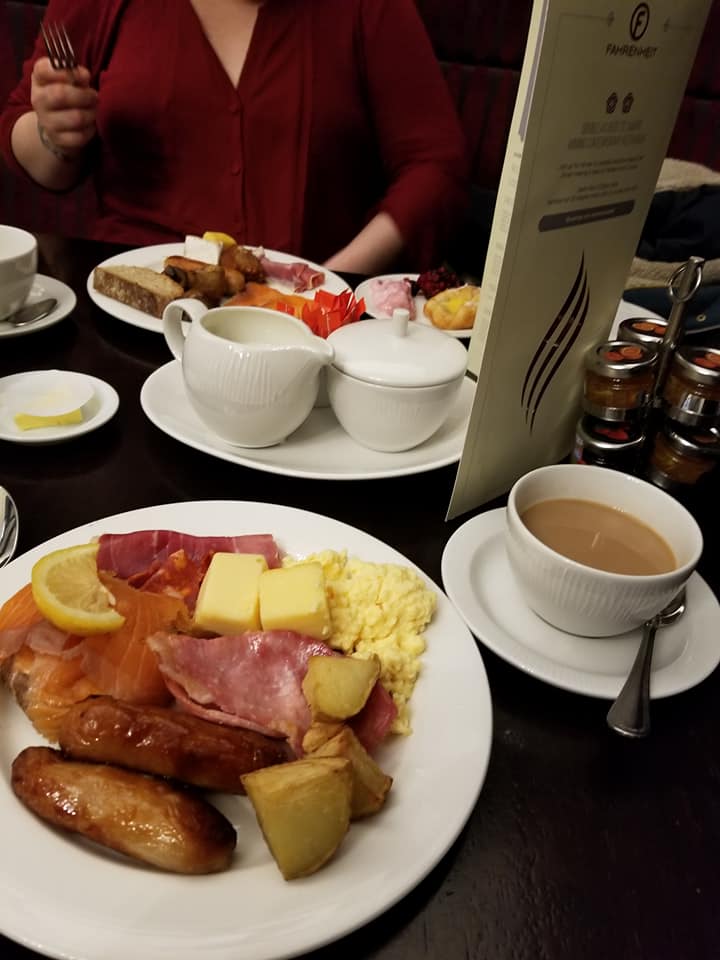 22539898_10155888414253885_7207573283001616351_n