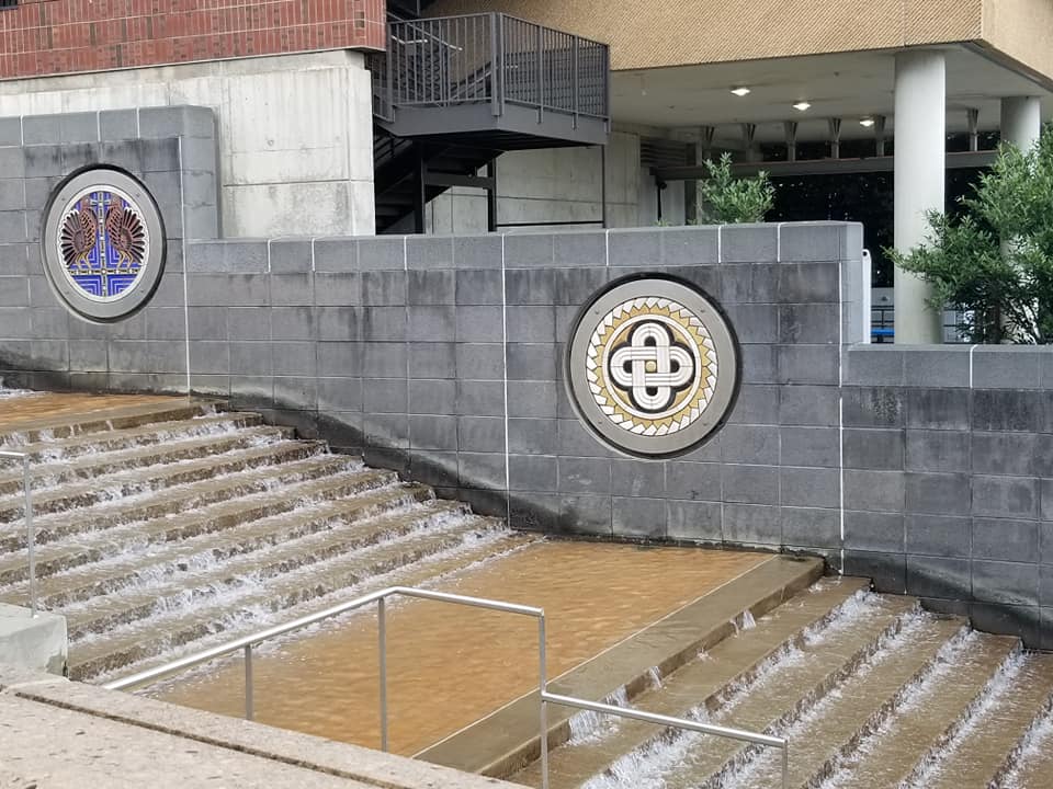 40654351_10156772709433885_1516498285873856512_n