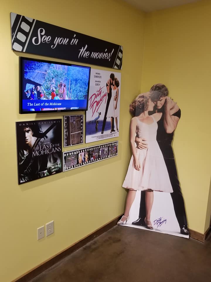 47322830_10157013071373885_800082244659052544_n