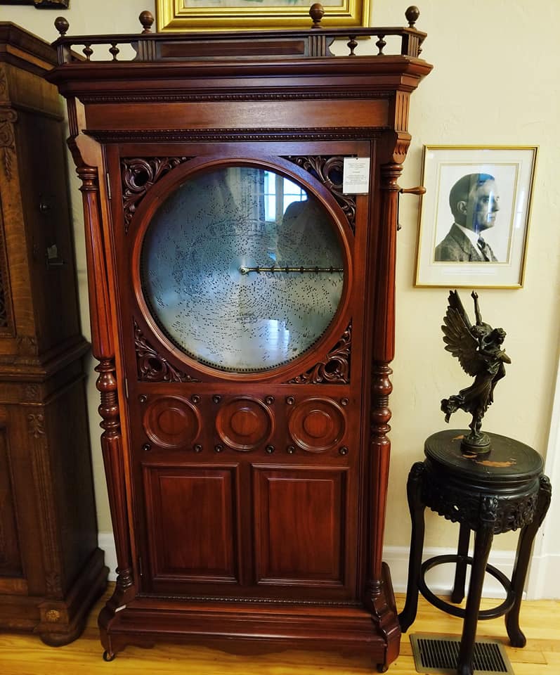 62515045_10157497447713885_7818737909372026880_n