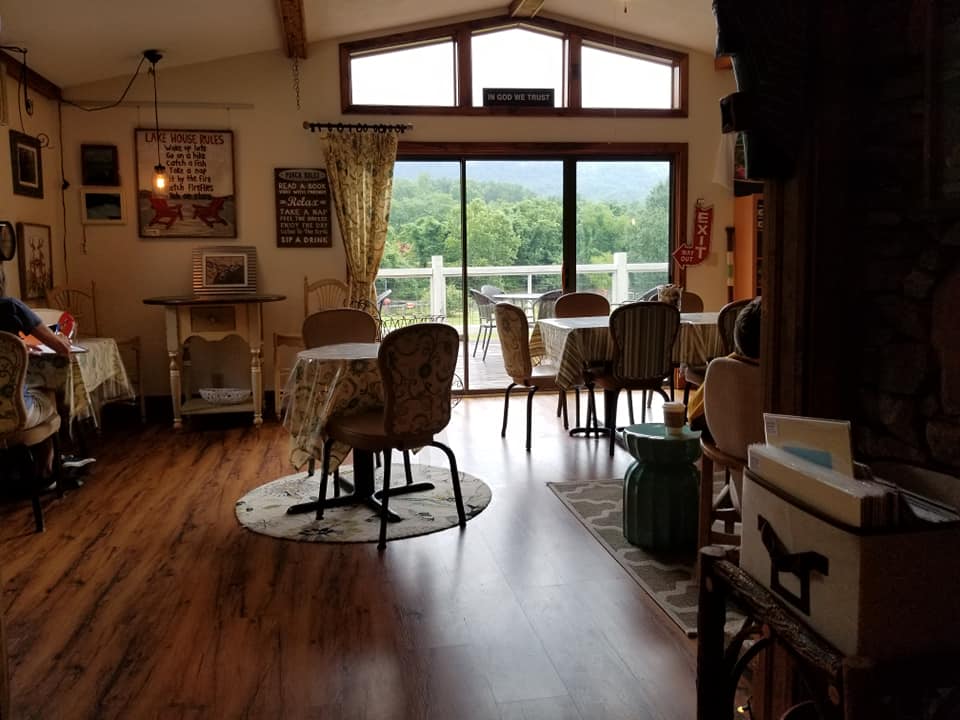 62532865_10157497693018885_6679777754306576384_n