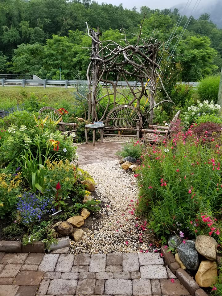 62464527_10157497669443885_7731622138519486464_n