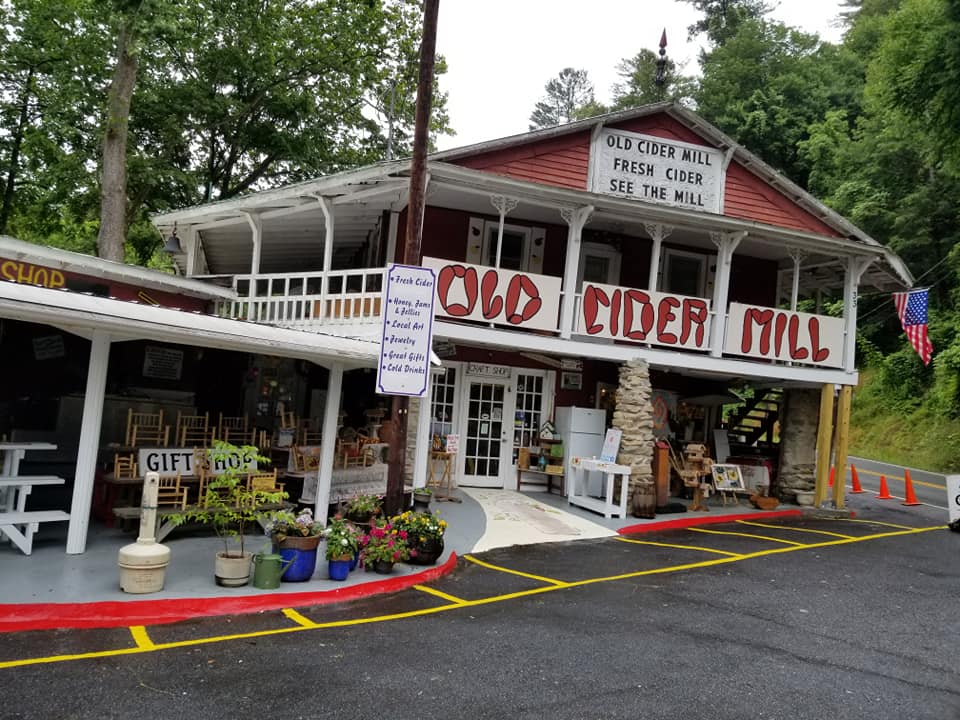 62522012_10157497392743885_6185979274021830656_n