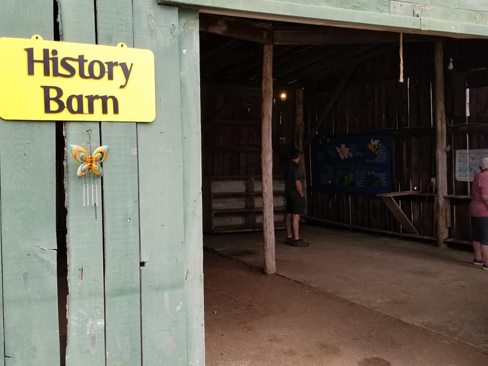 62596645_10157497391818885_648291232765706240_n