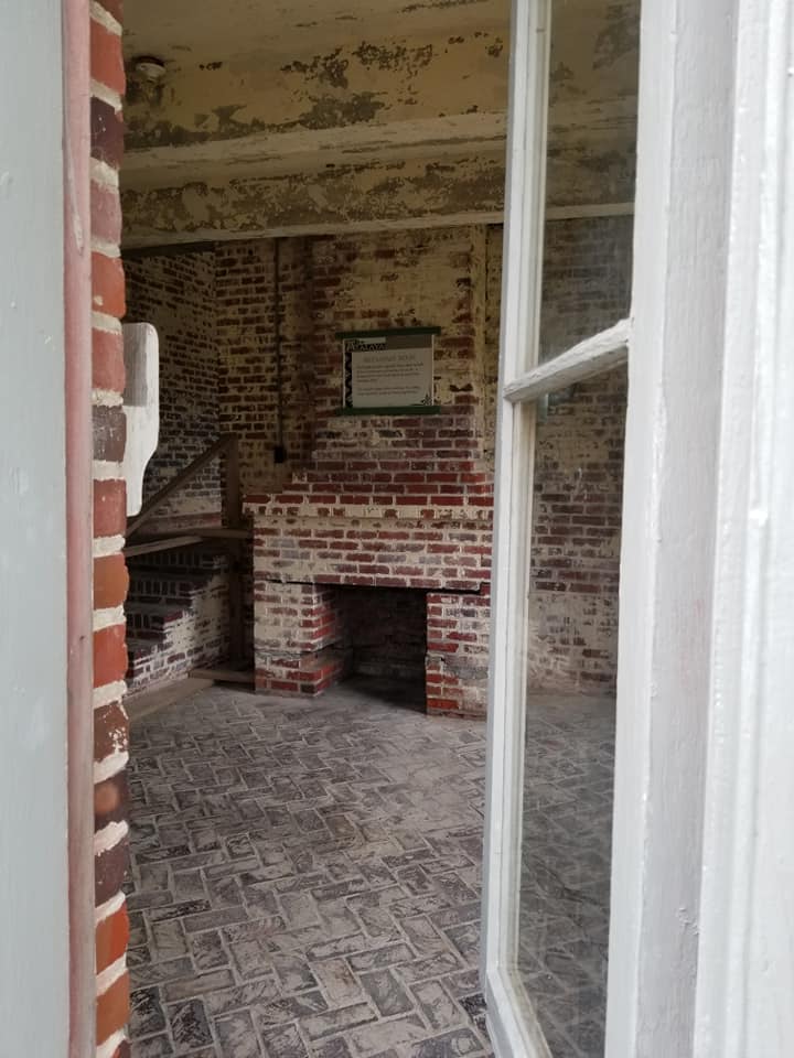 101570393_10158663686778885_412705563546222592_n