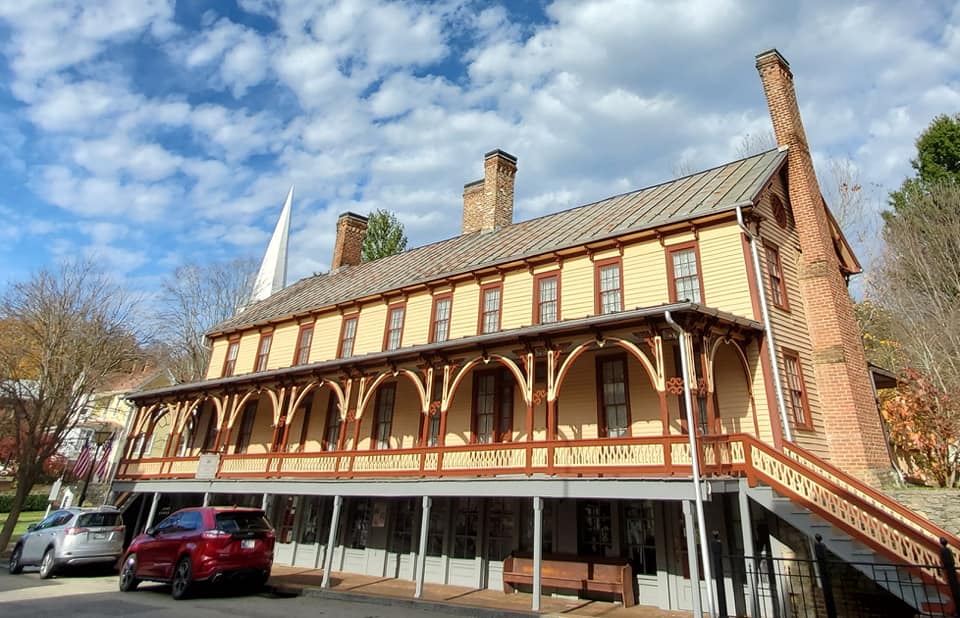 125276460_125648616004587_3553190503806158228_n