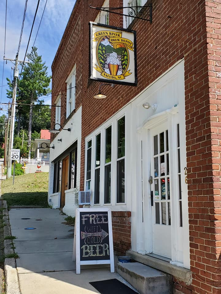 118951082_10158976772048885_6609581727057032277_n