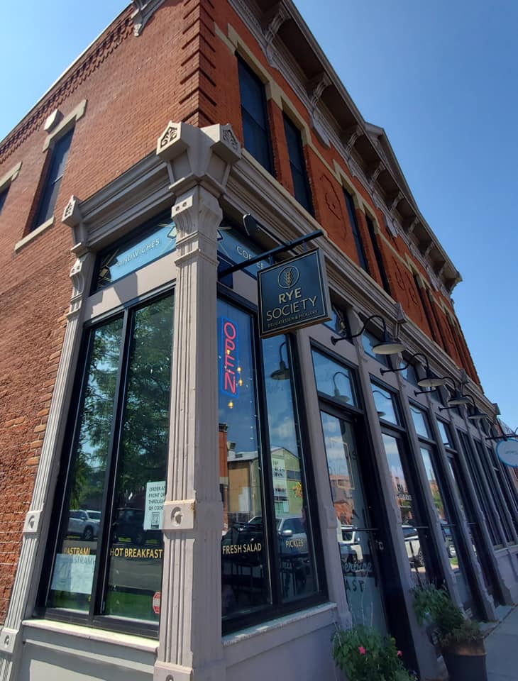 224636559_298741145361999_2428312618928583293_n