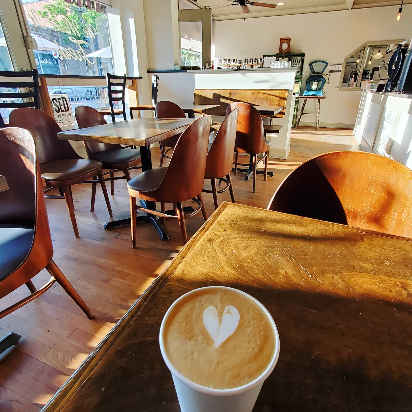 A218369672_296436658925781_2645958995913834232_n