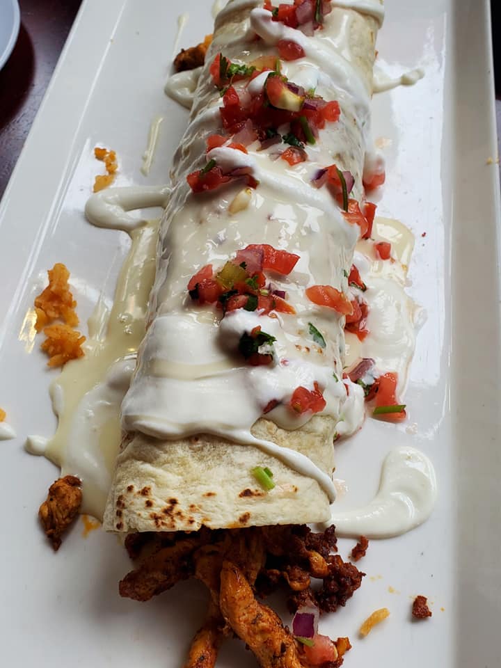 269918889_399704328599013_4824899175573390176_n