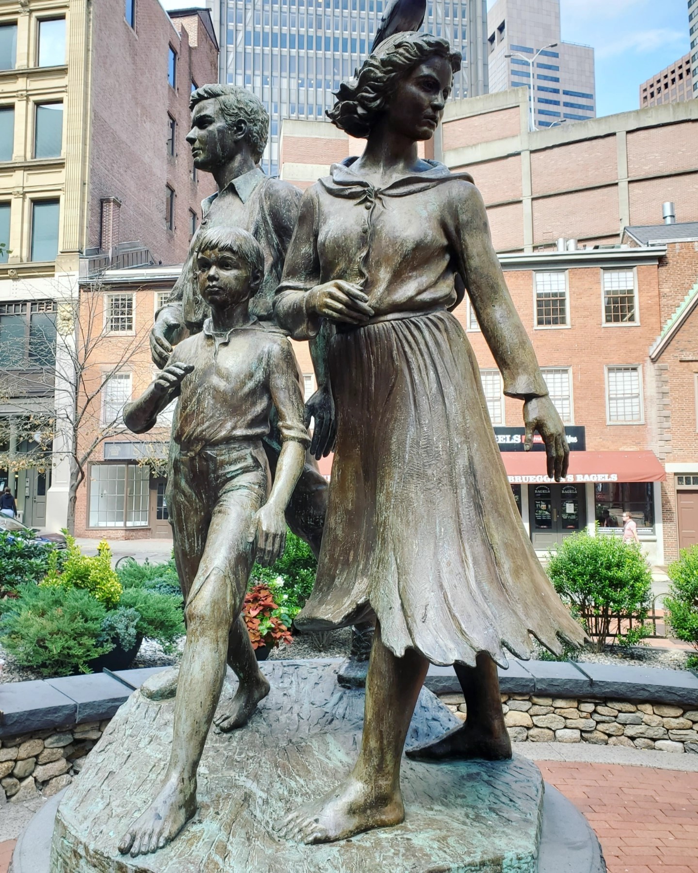 241132201_329861408916639_1377469748851280288_n