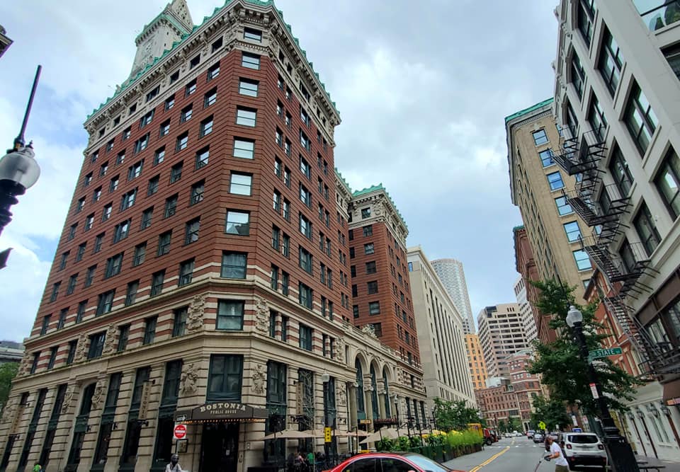 242197463_333606448542135_4416996321137524178_n