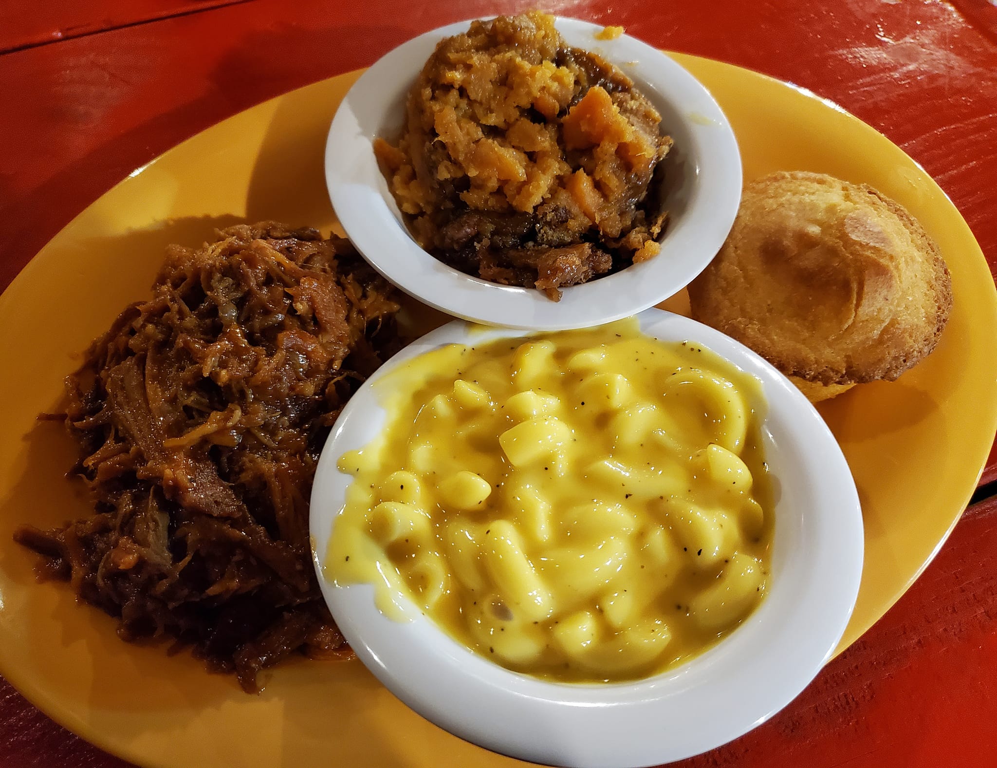 311471876_590790456157065_1777780815913895119_n