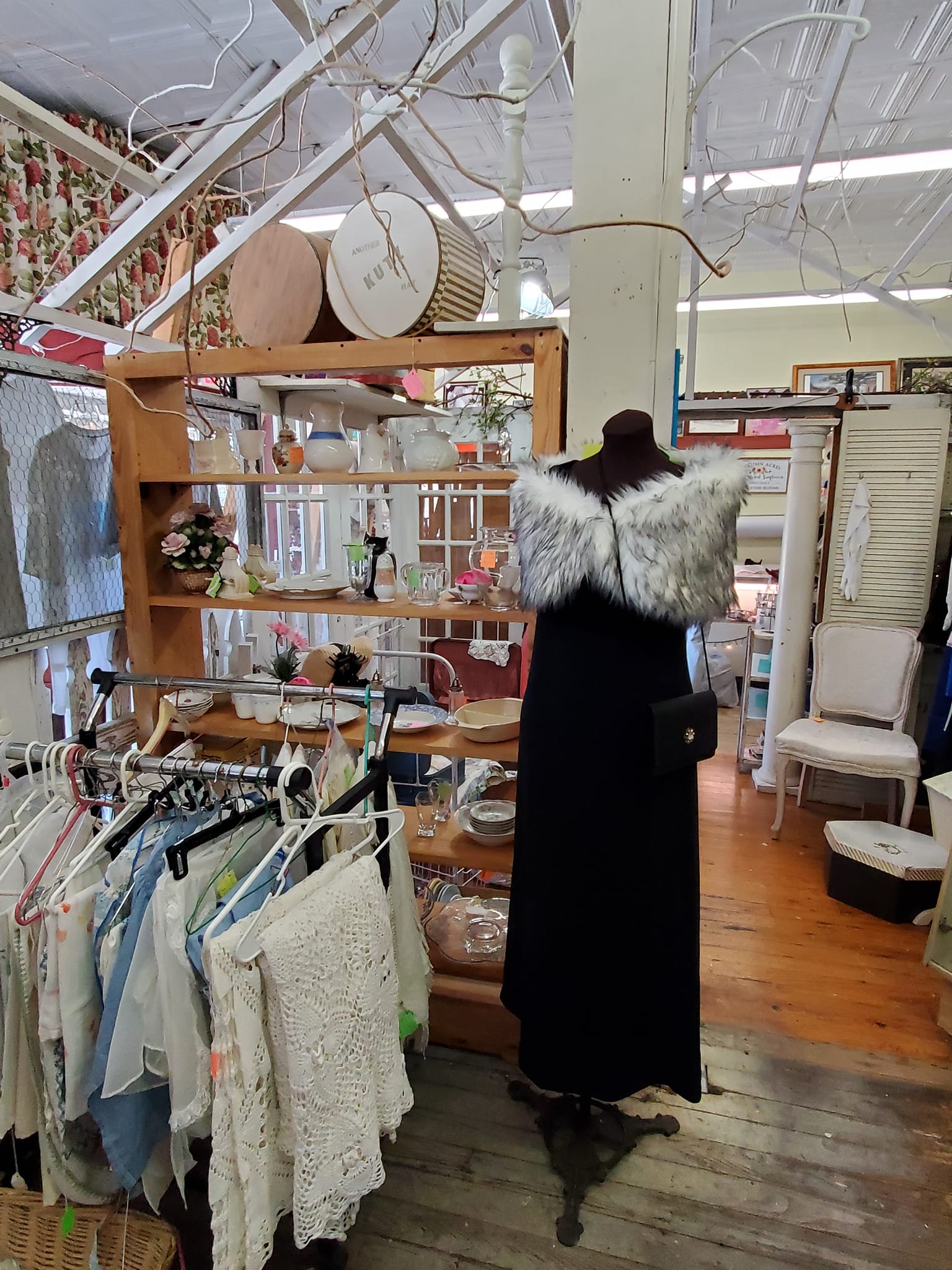 311588737_590788639490580_4540773731600152585_n