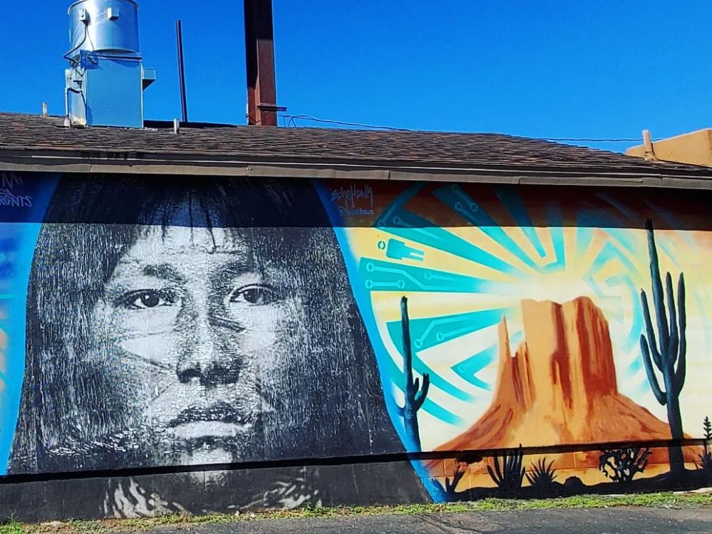 Getting Around in Phoenix: FQ Story, Grand Avenue District, Melrose District, Fry Bread, & a Honky&nbsp;Tonk