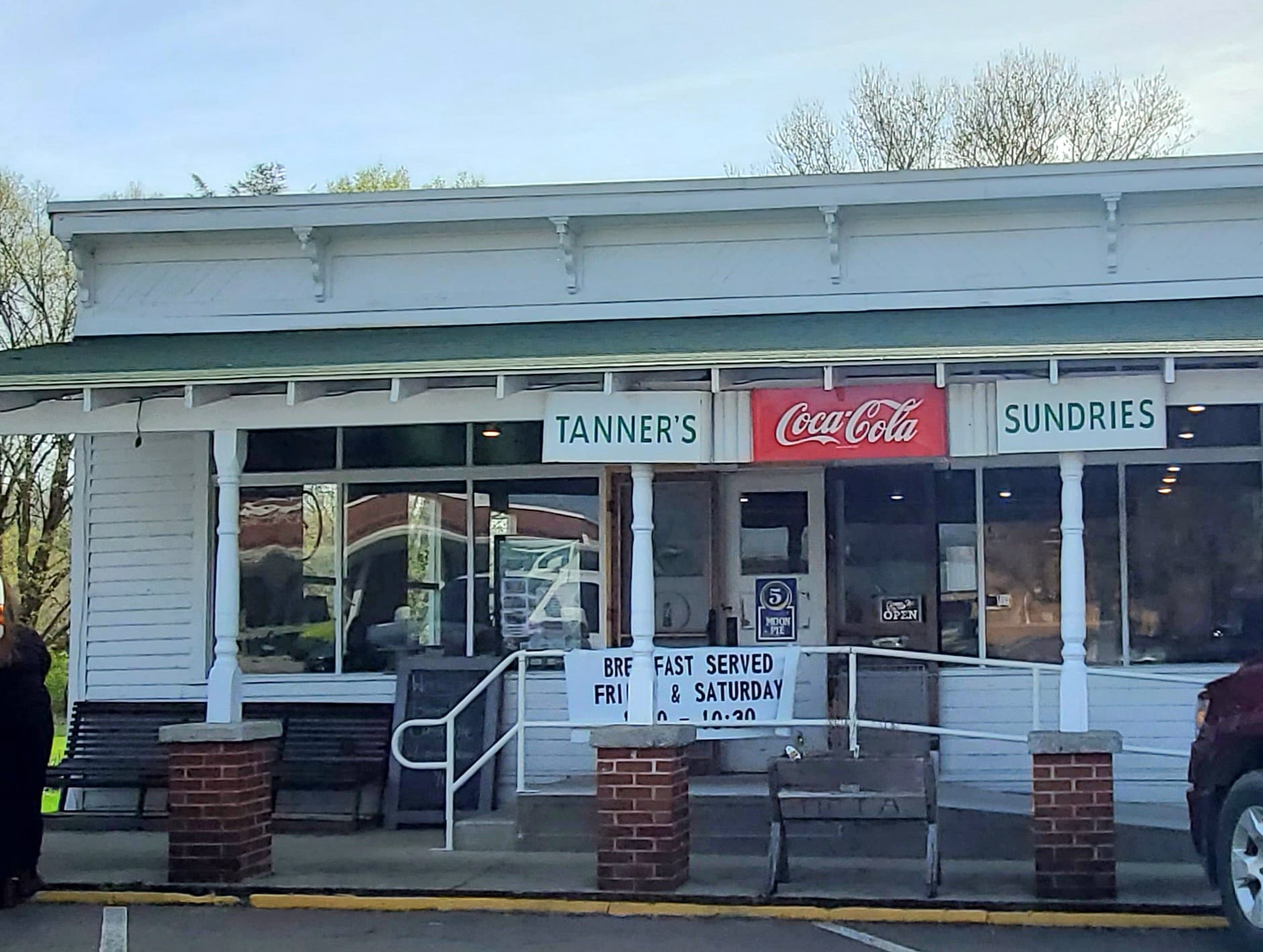 339454902_233152529236285_438186723545980364_n