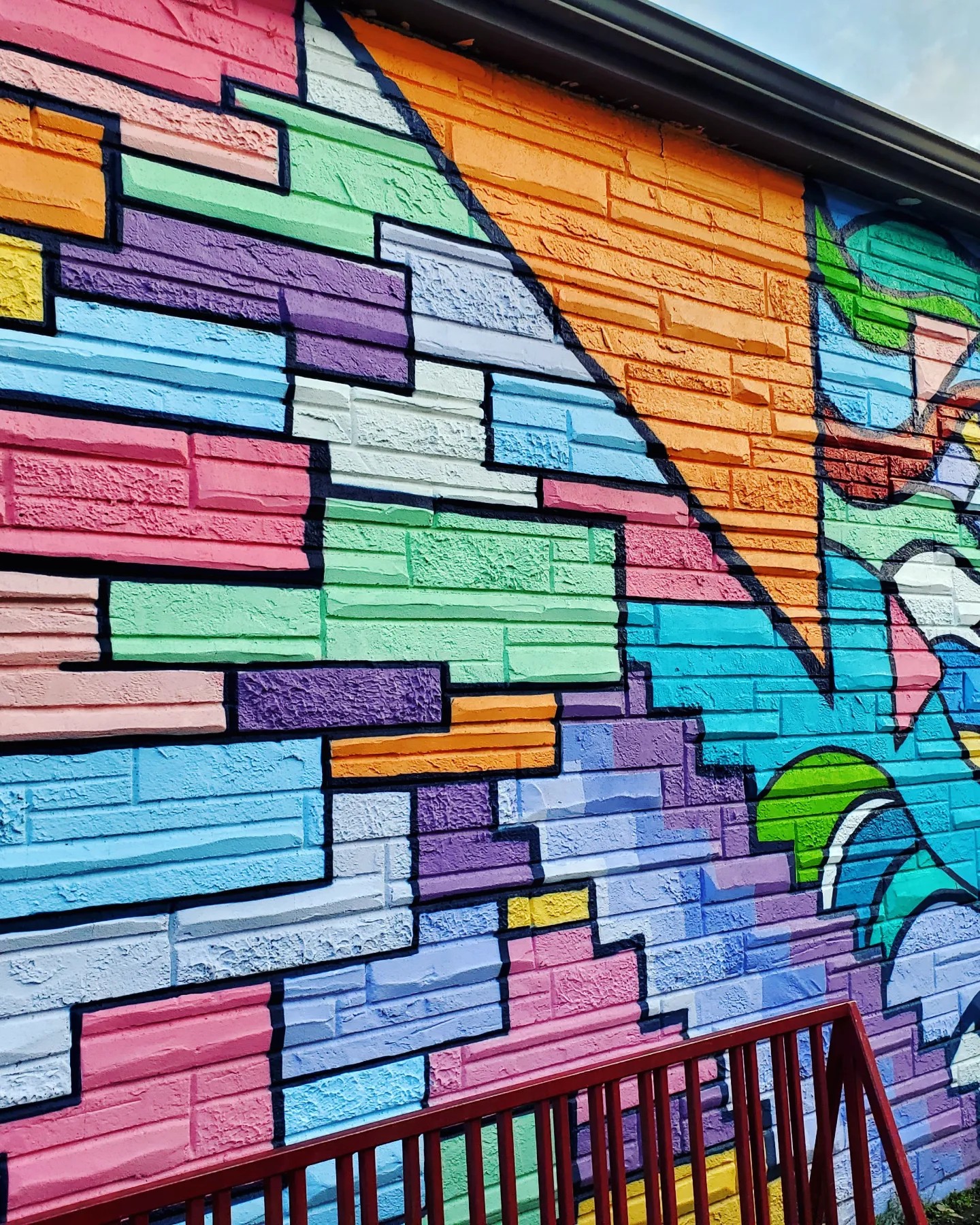 349342380_815168469718477_3290735870168673319_n