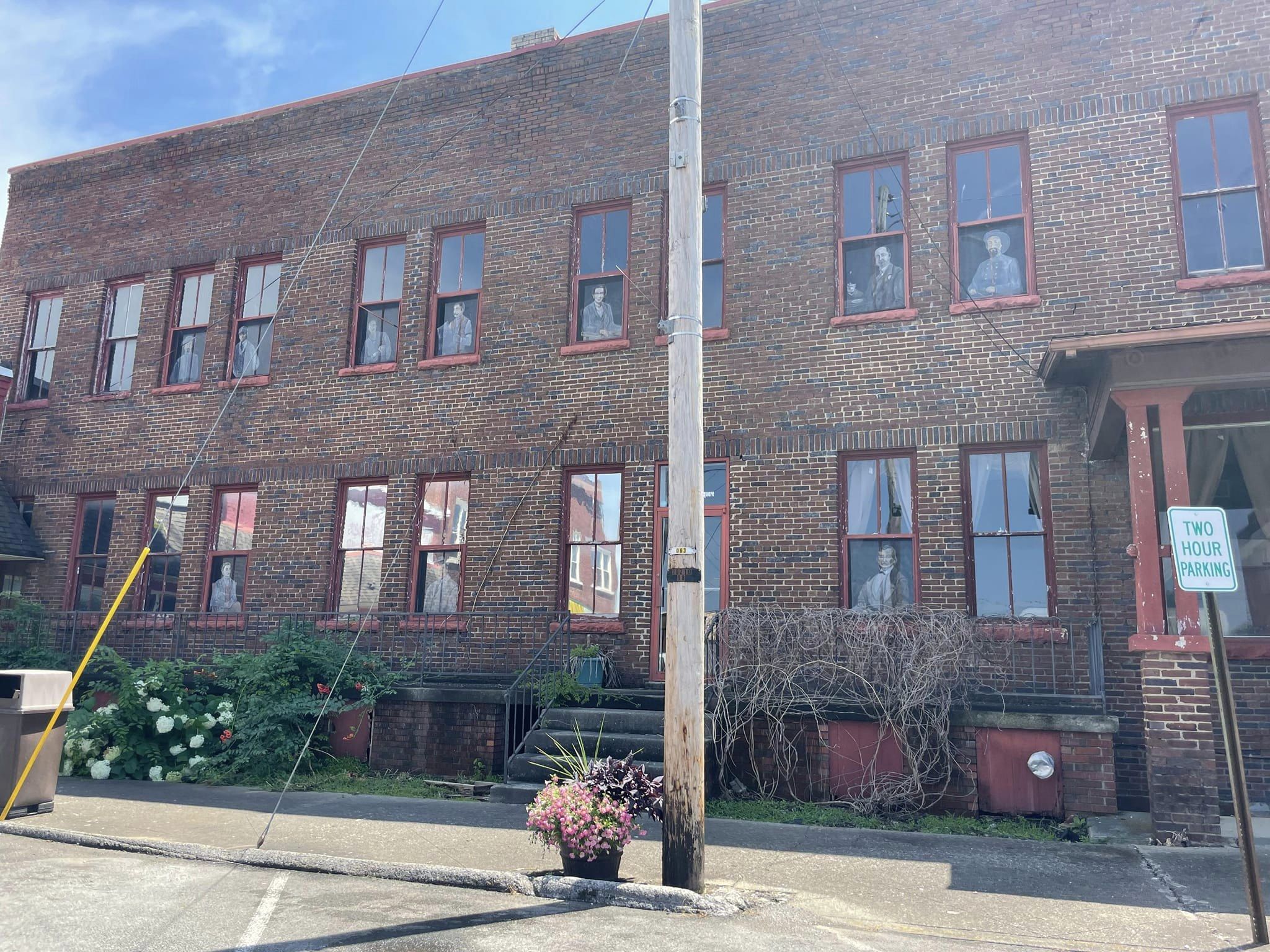 355666181_756124389623670_4298829931079385333_n