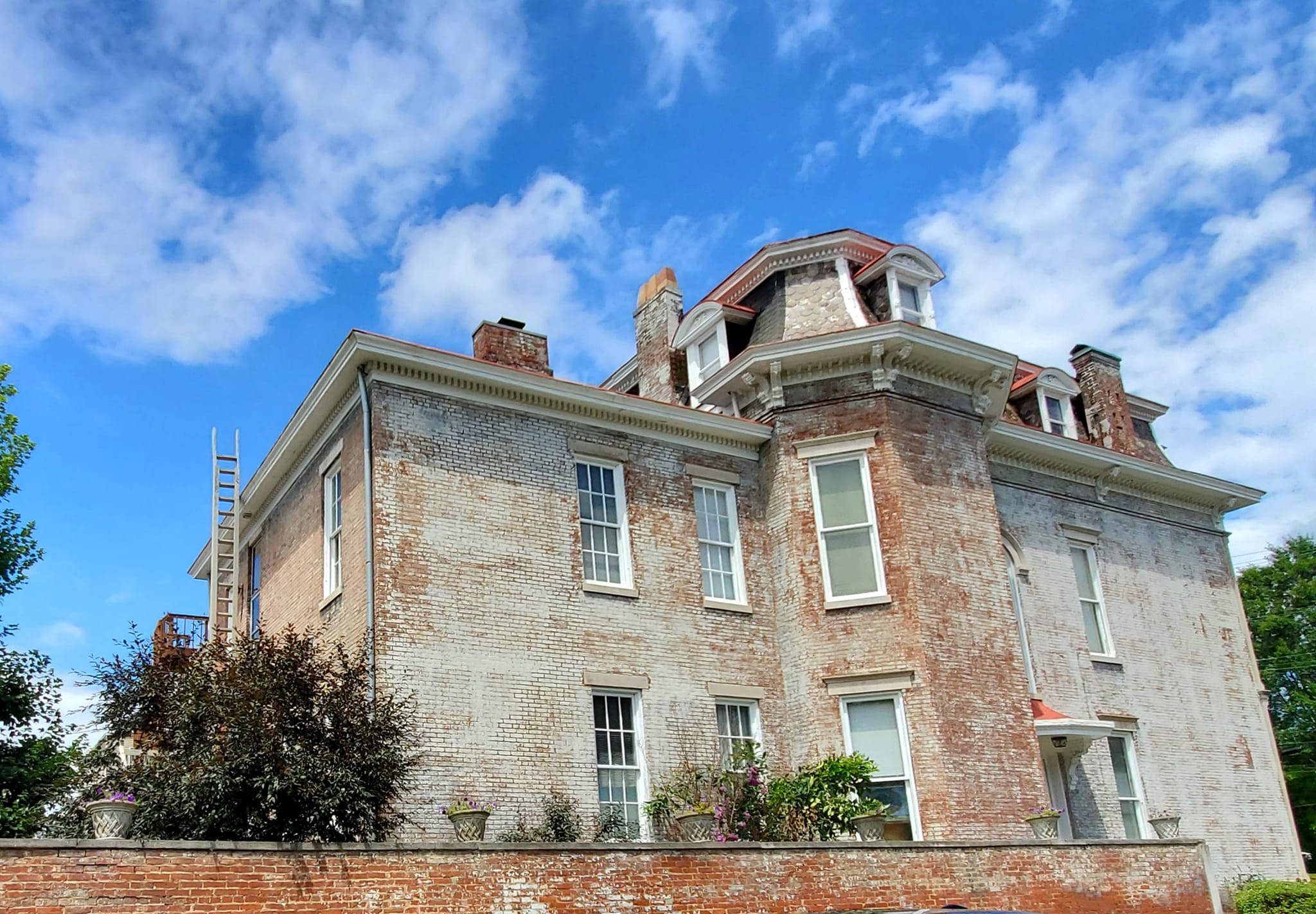 361611655_767775765125199_6680874952721809878_n