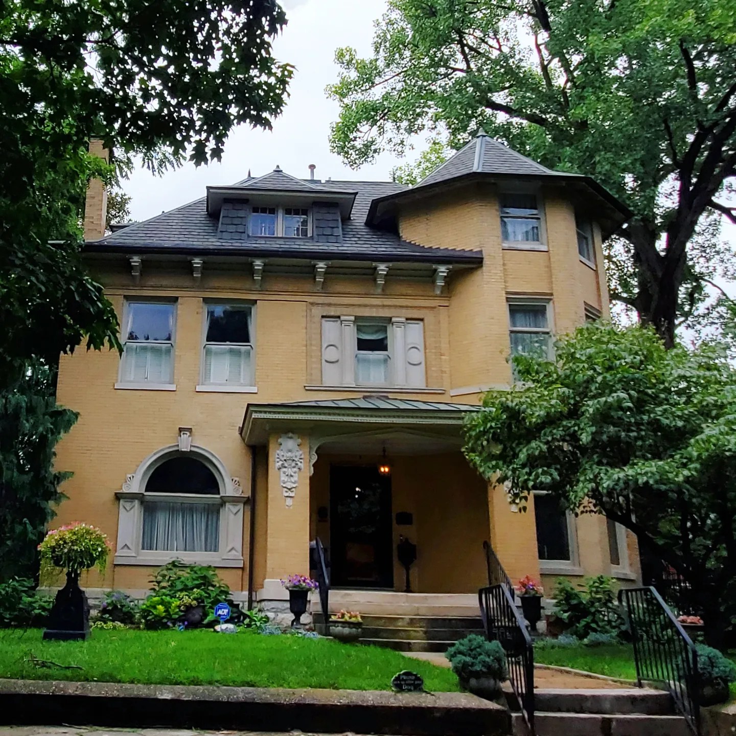 A358692516_767089218527187_2648076548488177905_n