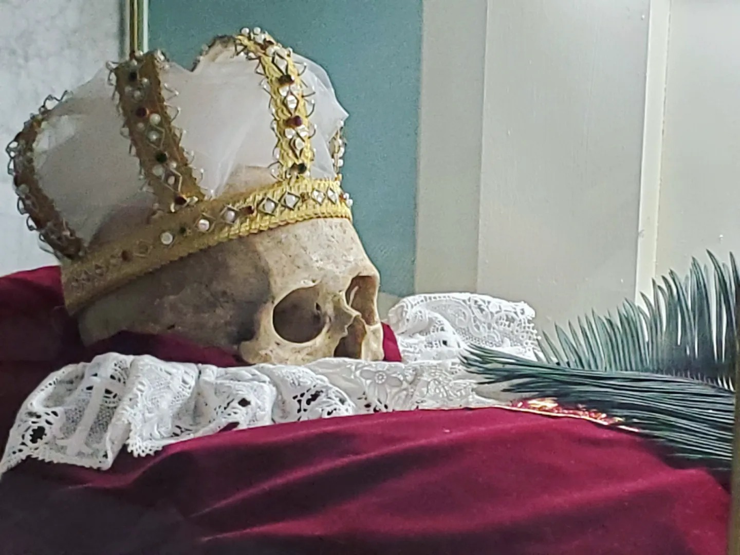 Grave Delights: Louisville’s Cave Hill Cemetery, the Shrine of Magnus and Bonosa, & the Highlands District
