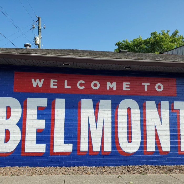 Nashville’s 12 South; Hot Chicken and Sound Suits Fernweh