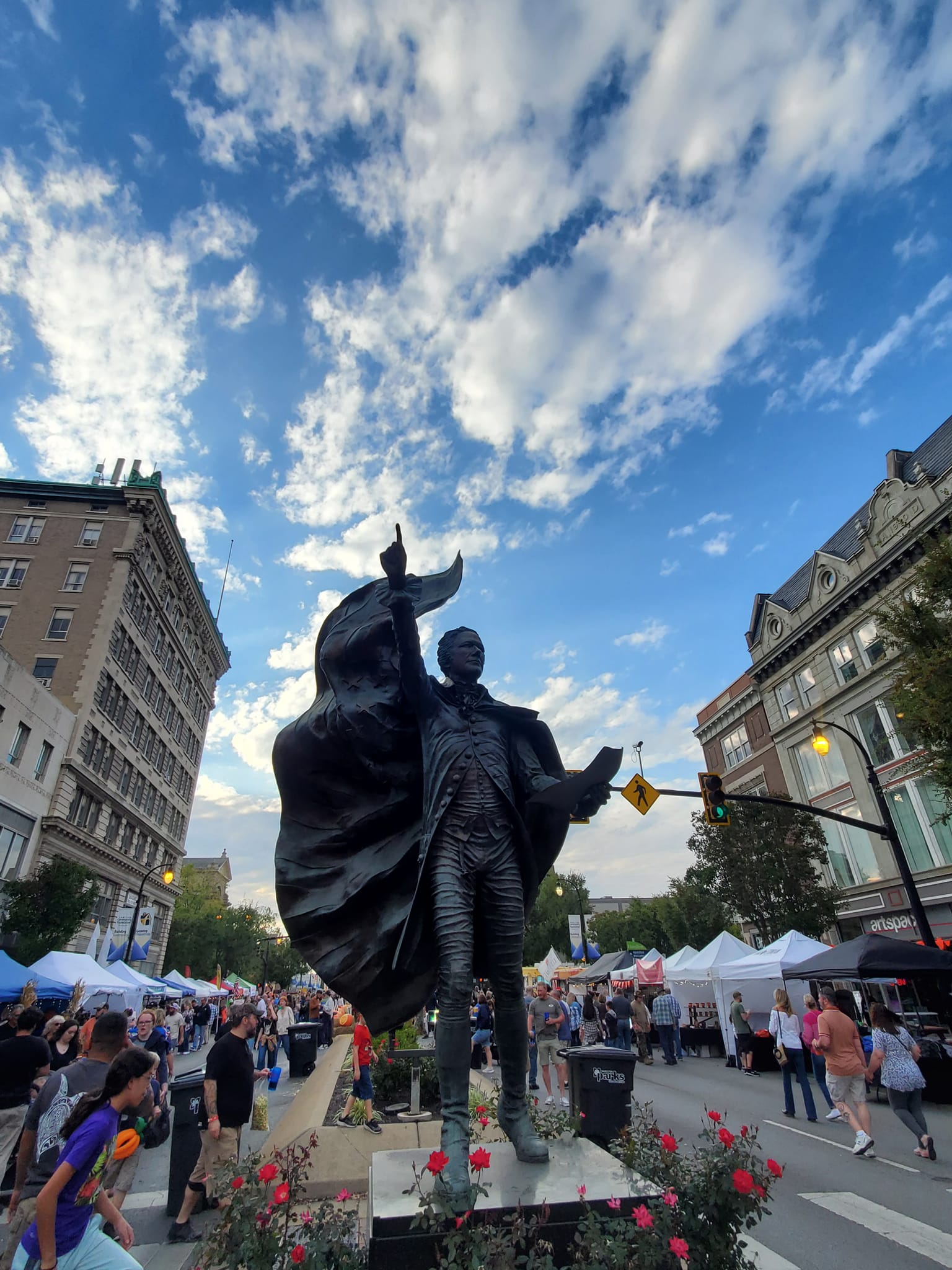 374683558_817352076834234_5888483633349805783_n