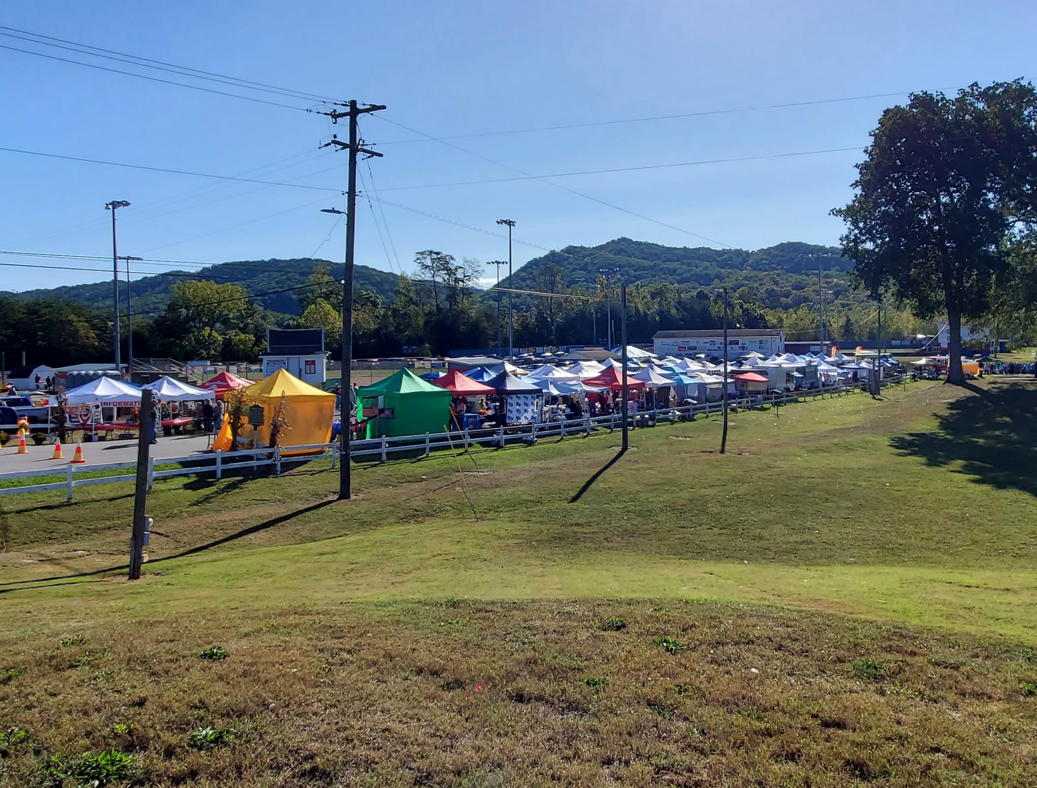 385876627_813064673929641_5511331665647770448_n