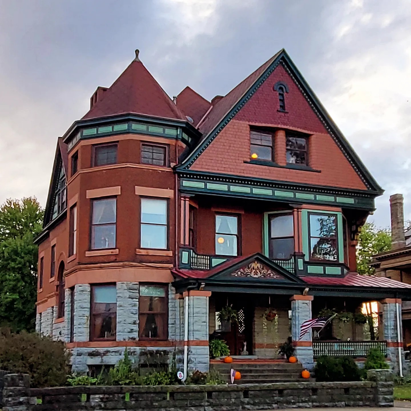 391745925_817305063505602_1297932010103066163_n