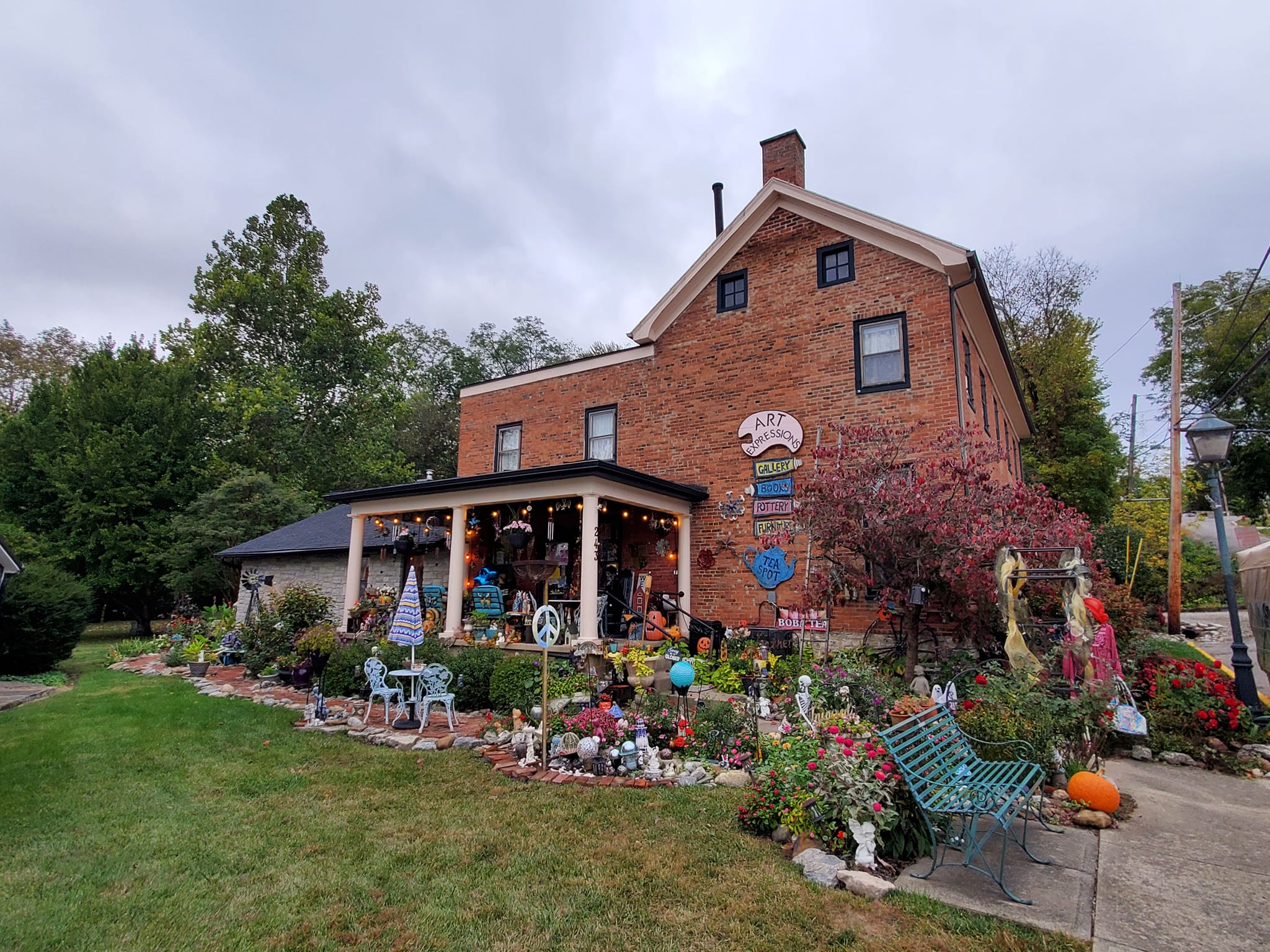 393013191_817909953445113_3049383924318198662_n