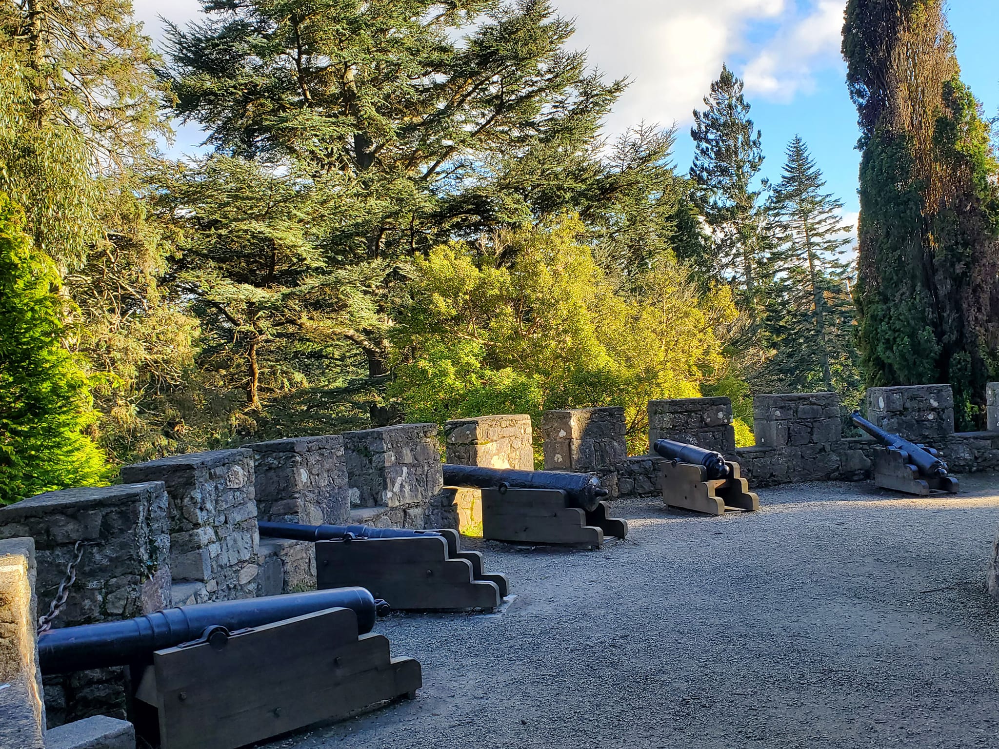 434082680_907026377866803_2639265017385076801_n