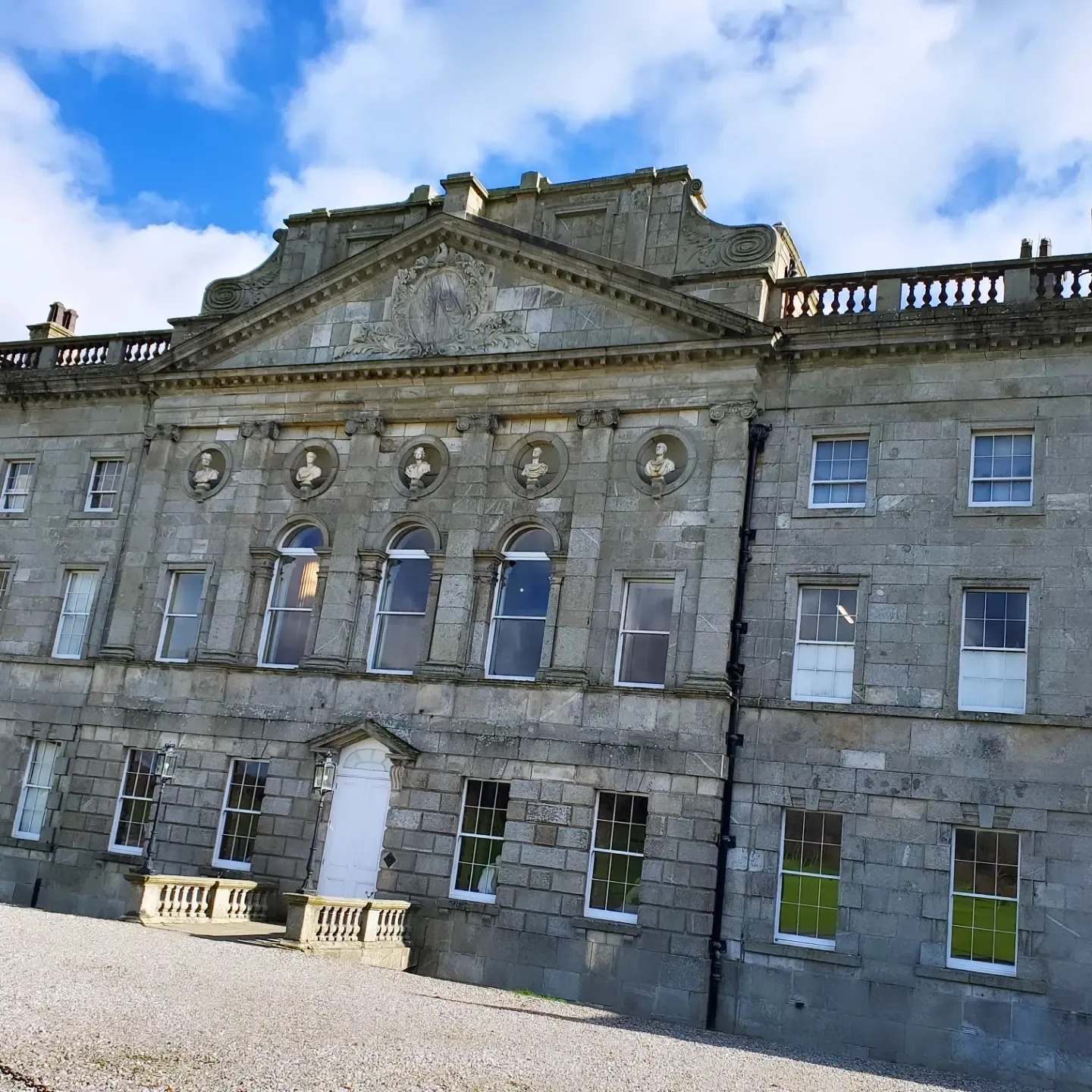 a432500000_903623611540413_500297399852199234_n